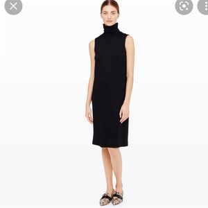COPY - Elegant Black Sleeveless Turtleneck Dress